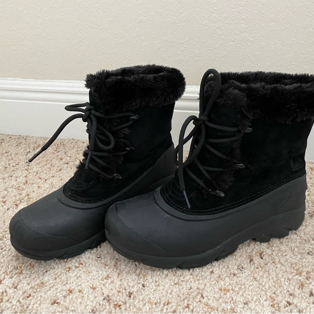 Sorel Boots Black Size 8 - Very Warm!